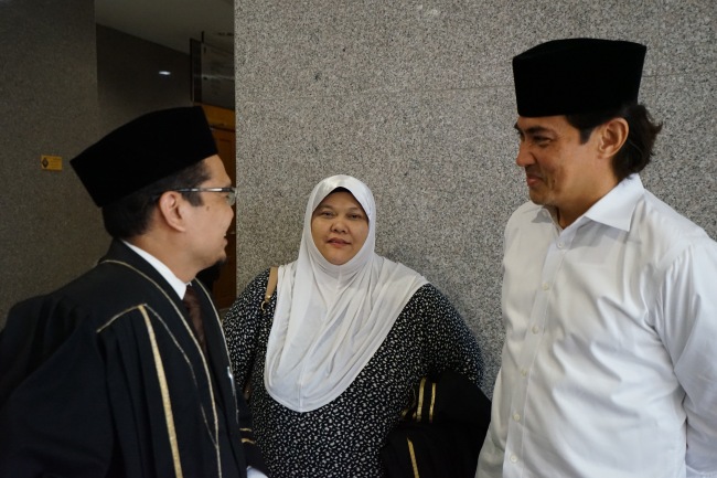 Court Allows Bekir To Postpone Rm30m Mutaah To Ex Wife Updated My Malay Blogger